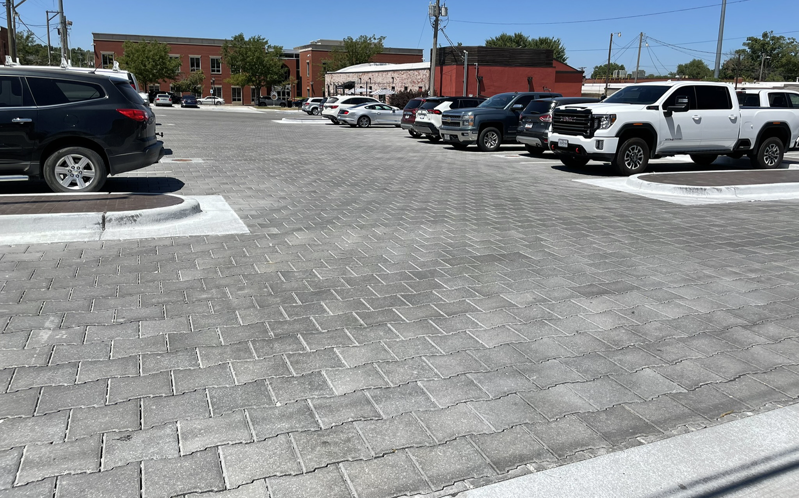 PaveDrain & R-Tank Stormwater Management Solution for Parking Lot 